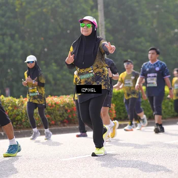Runner Photo 6583625