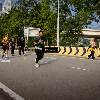 Runner Photo 6583630
