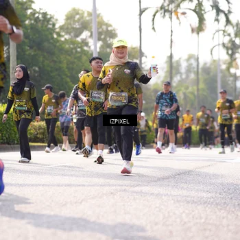 Runner Photo 6583677