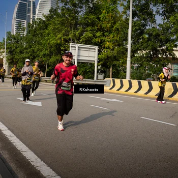 Runner Photo 6583724