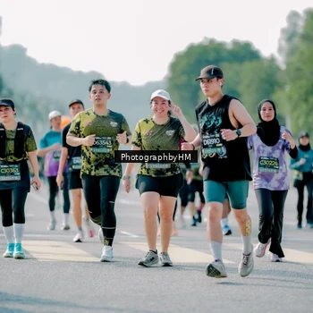 Runner Photo 6583746