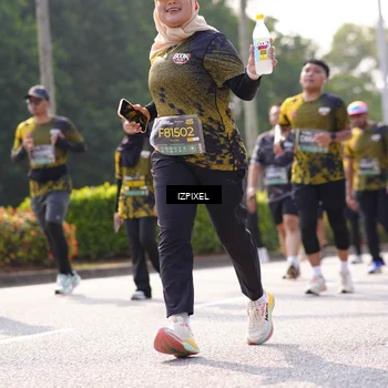Runner Photo 6583772