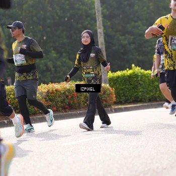 Runner Photo 6583789