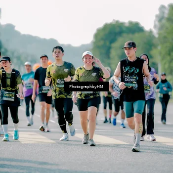 Runner Photo 6583794