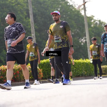 Runner Photo 6583815