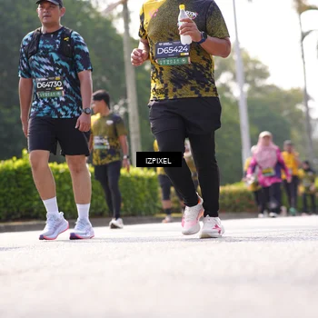Runner Photo 6583900