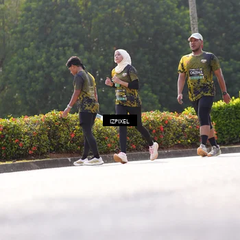 Runner Photo 6583937