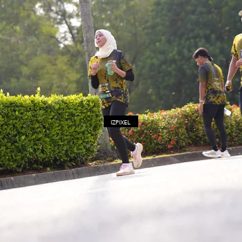 Runner Photo 6584000