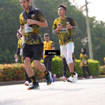 Runner Photo 6584062