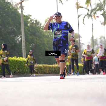 Runner Photo 6584089