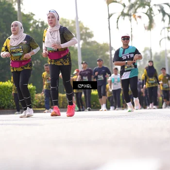 Runner Photo 6584201