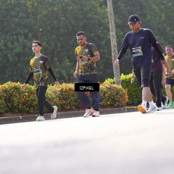 Runner Photo 6584261