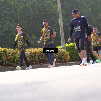 Runner Photo 6584262