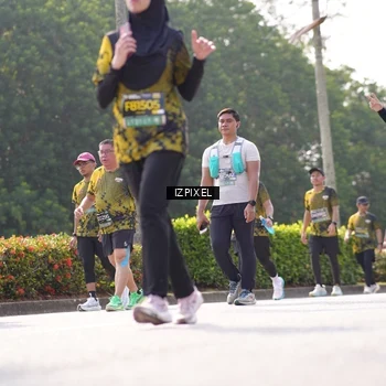 Runner Photo 6584320