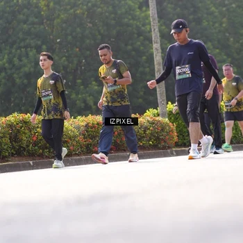 Runner Photo 6584321