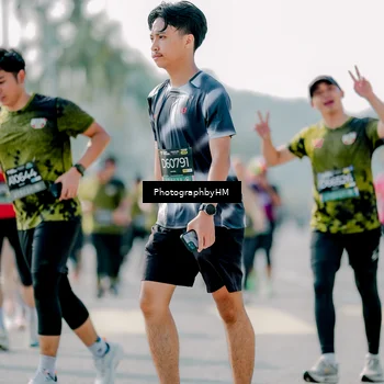 Runner Photo 6584358
