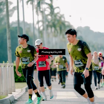 Runner Photo 6584367