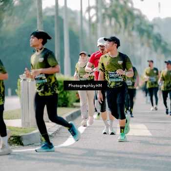 Runner Photo 6584381