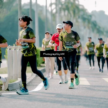 Runner Photo 6584388