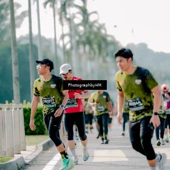 Runner Photo 6584394