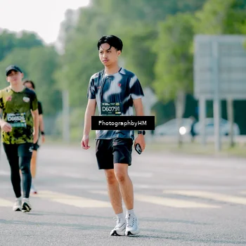 Runner Photo 6584433
