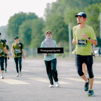 Runner Photo 6584675