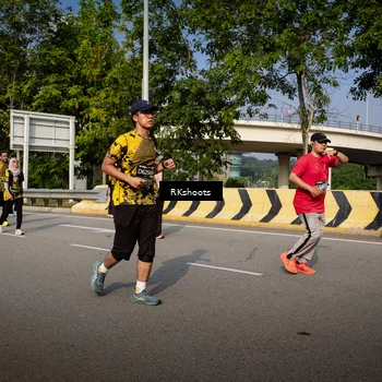 Runner Photo 6584687