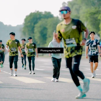 Runner Photo 6584699
