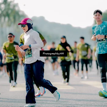 Runner Photo 6584749