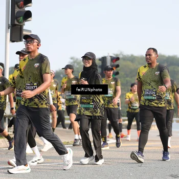Runner Photo 6584861