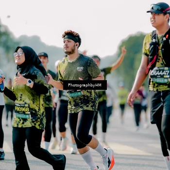 Runner Photo 6585042