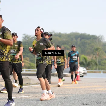Runner Photo 6585053