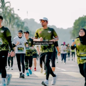 Runner Photo 6585063