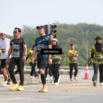 Runner Photo 6585084