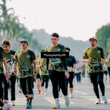 Runner Photo 6585101