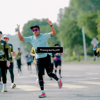 Runner Photo 6585102