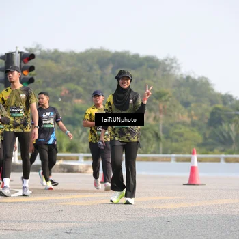 Runner Photo 6585128