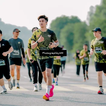 Runner Photo 6585211