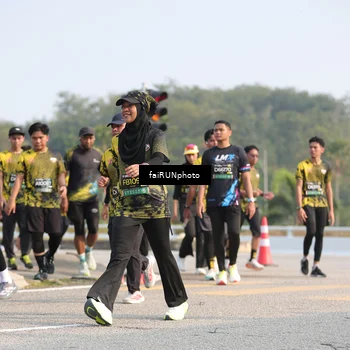 Runner Photo 6585233