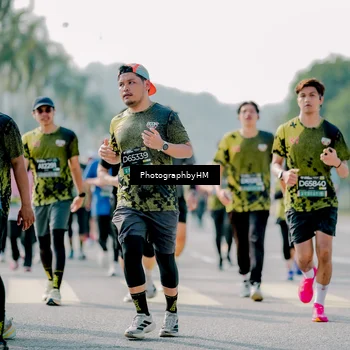 Runner Photo 6585234