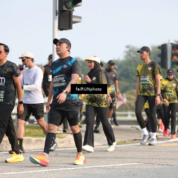 Runner Photo 6585238