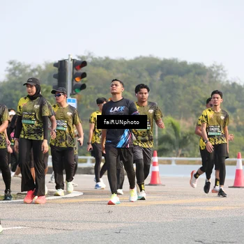 Runner Photo 6585241