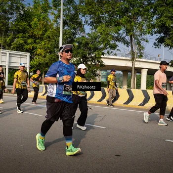 Runner Photo 6585253