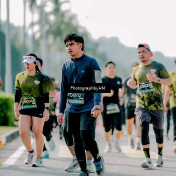 Runner Photo 6585270