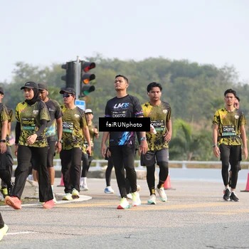 Runner Photo 6585275