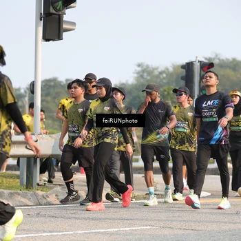 Runner Photo 6585318