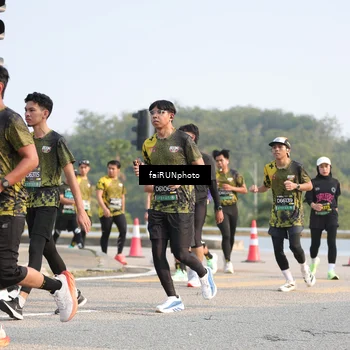 Runner Photo 6585424