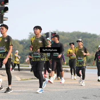 Runner Photo 6585459
