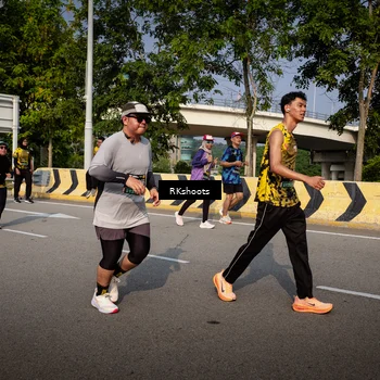 Runner Photo 6585462