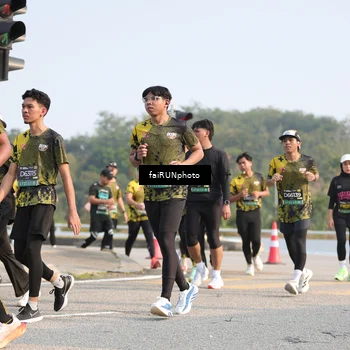 Runner Photo 6585477